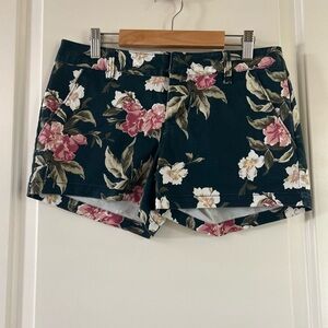 Volcom Floral Mid-rise Waist Women's Shorts - Emerald Green and Pink